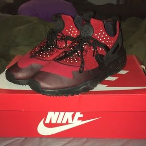 Nike Air Huarache Utility